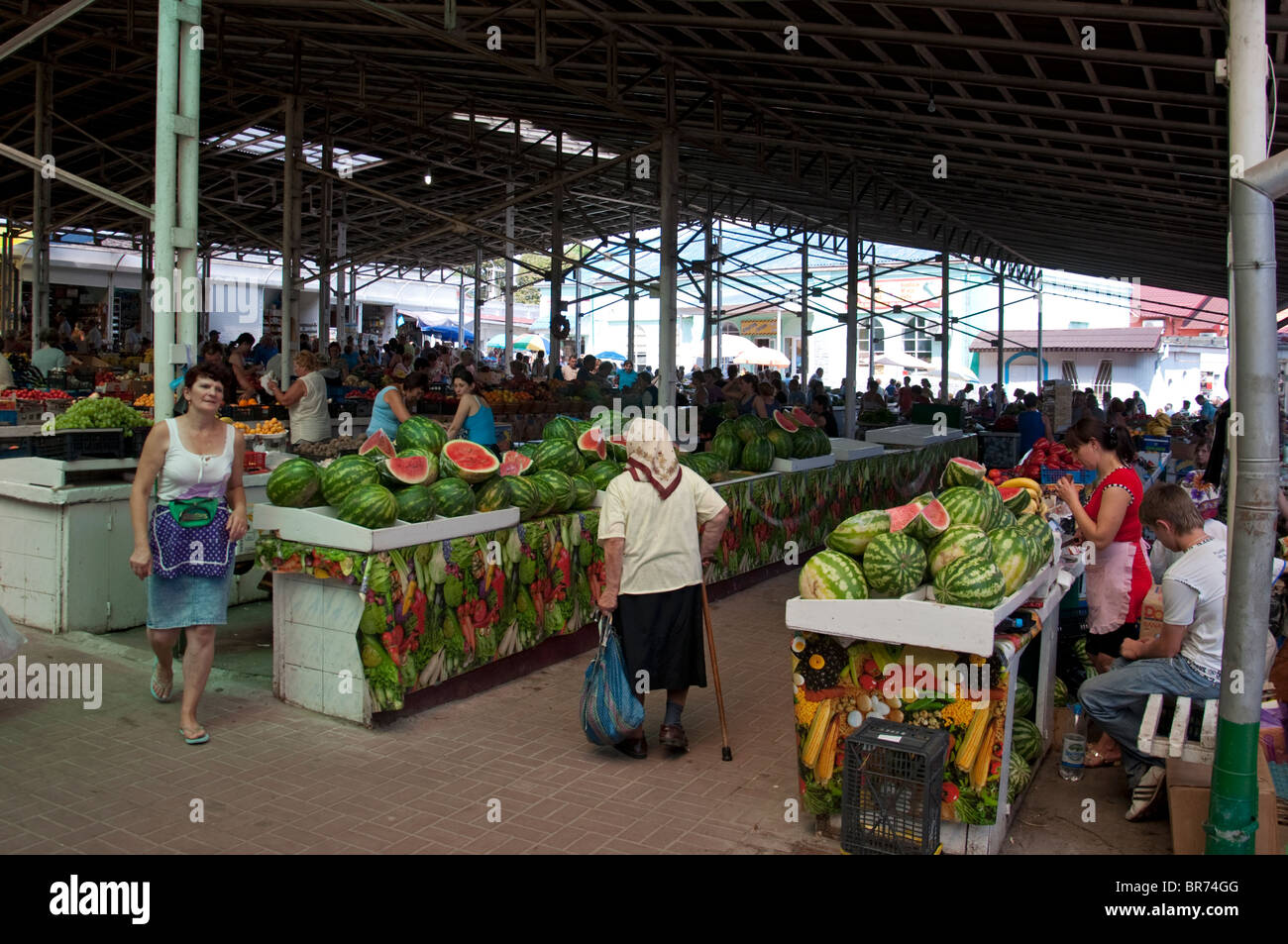 Marché alimentaire à Lviv, Ukraine Banque D'Images