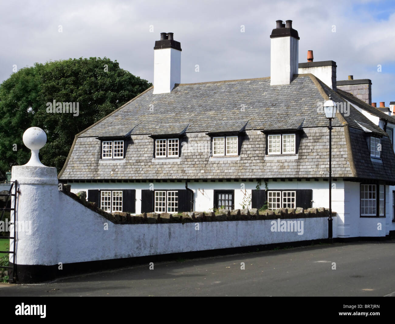 Maud cottages dans le village de Cushendall comté sur la côte d'Antrim, en Irlande du Nord Banque D'Images
