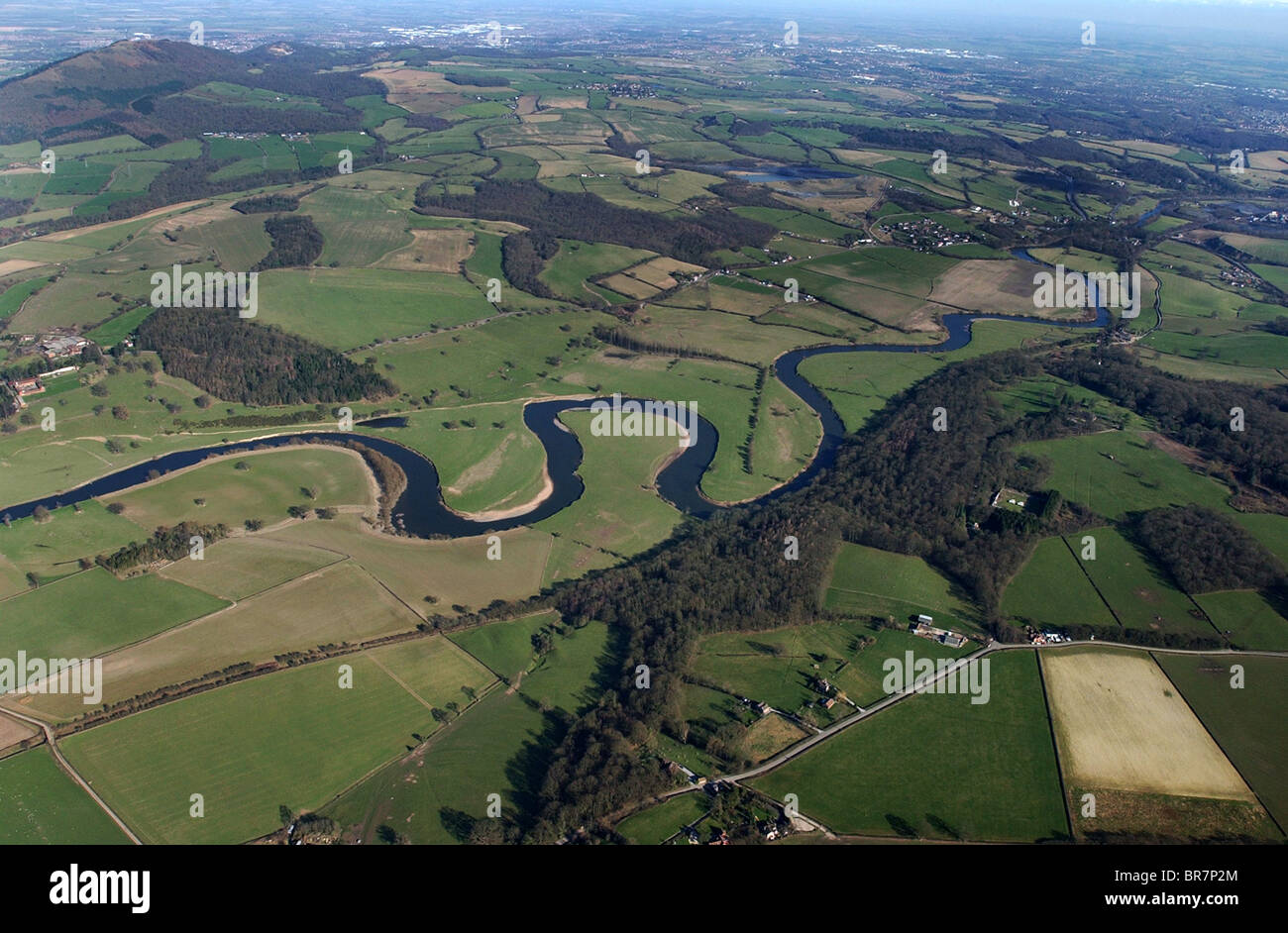 Vue aérienne de la rivière Severn et sinueuse entre Buildwas Leighton dans le Shropshire Banque D'Images