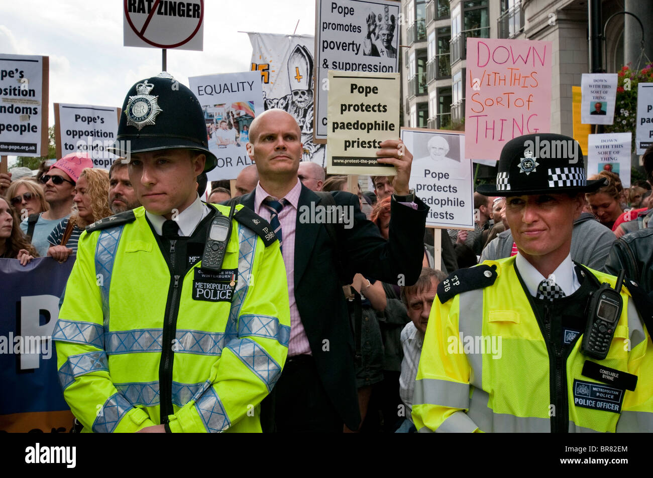 10 000 mars à Londres pour protester contre la visite d'Etat en Grande-Bretagne du Pape Benoît XV1 18 septembre 2010 Banque D'Images