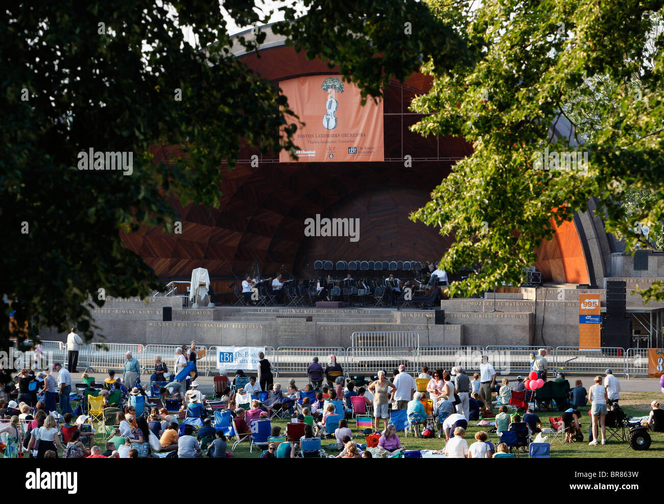 Le Hatch Shell sur l'Esplanade de Boston Massachusetts Banque D'Images