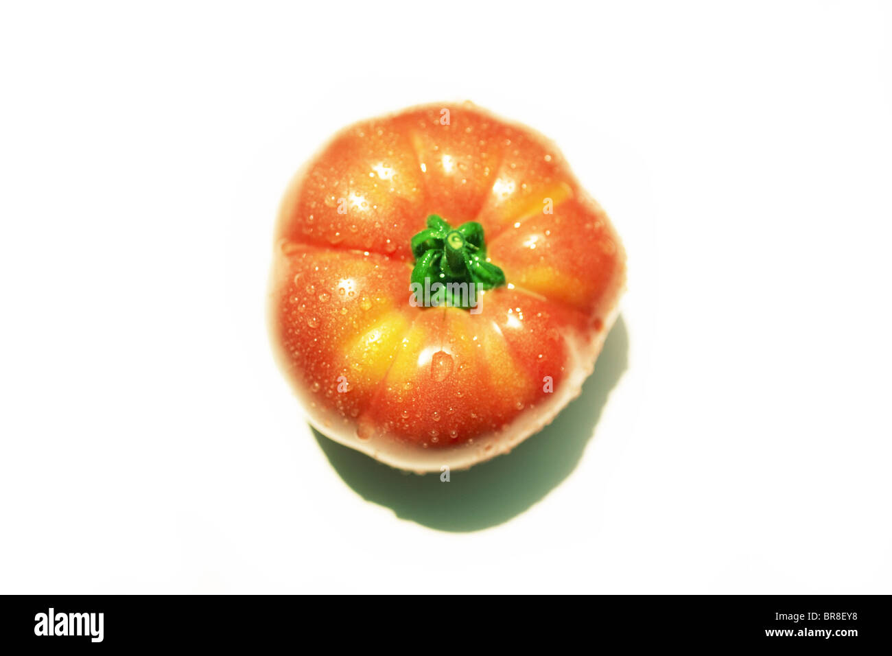 Tomate rouge, fond blanc, copy space Banque D'Images