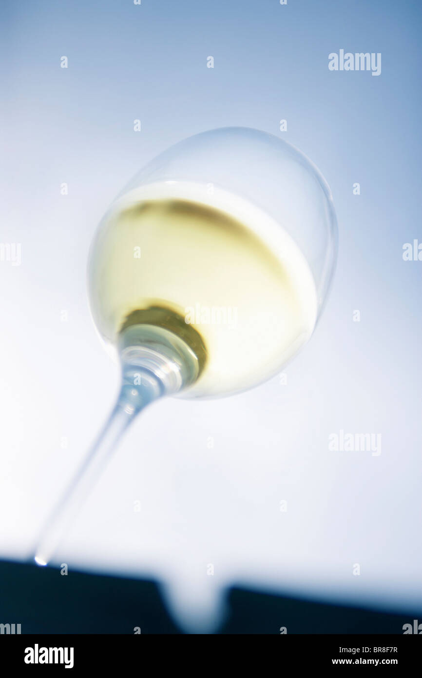 Verre de vin blanc, Close up Banque D'Images