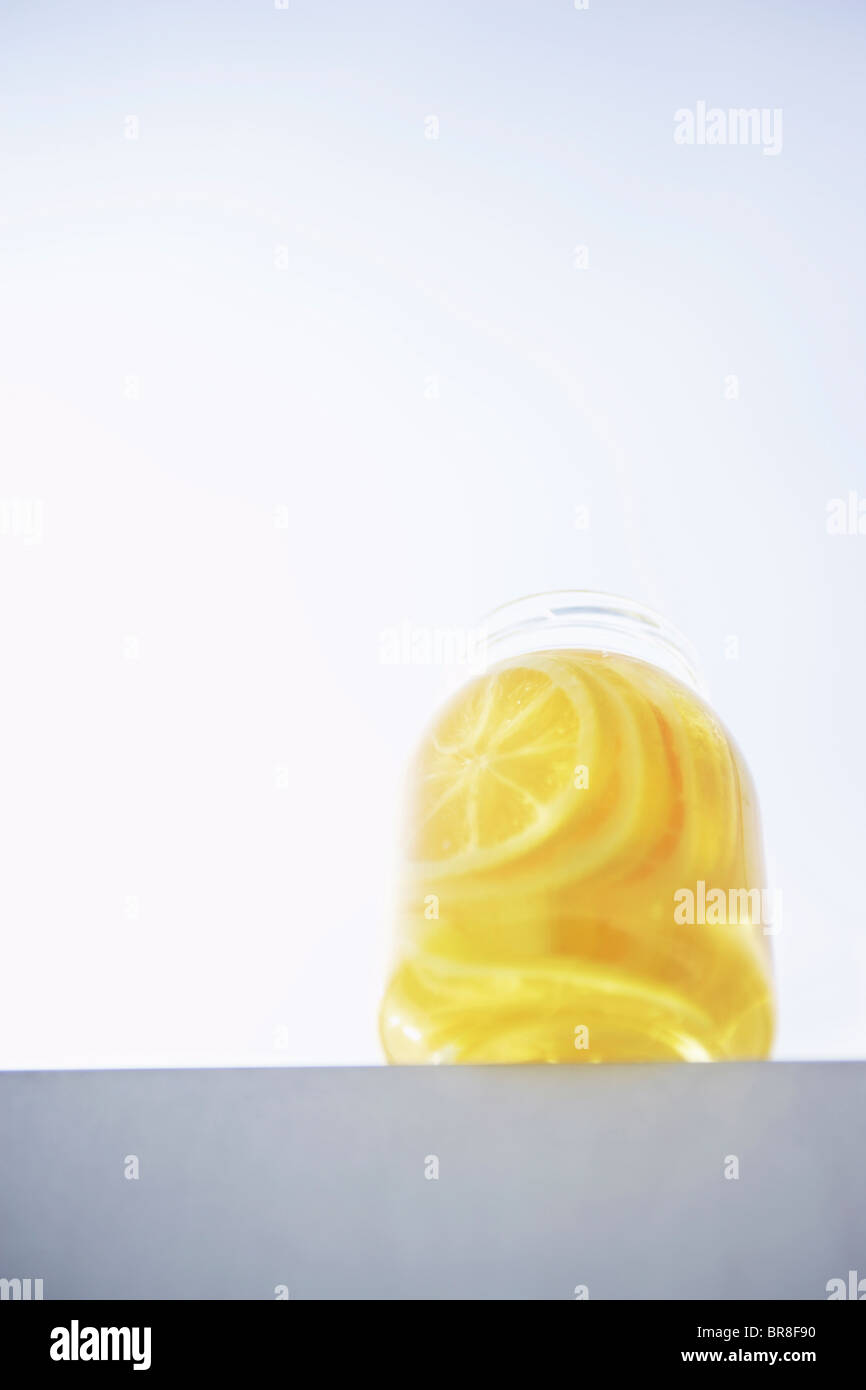 Pot de miel et citron préserver, copy space Banque D'Images