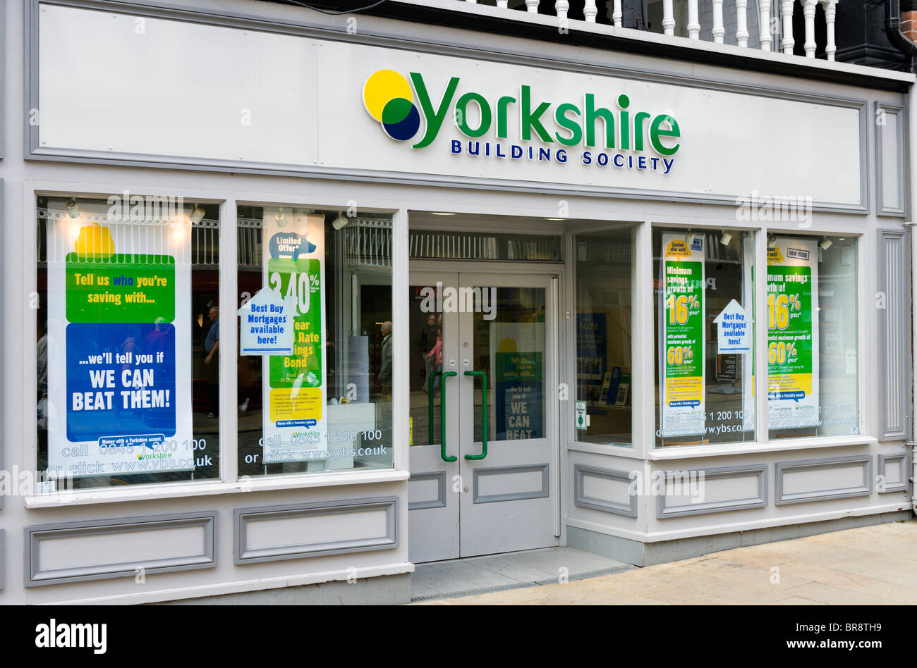 Yorkshire Building Society succursale dans le centre-ville de Chester, Cheshire, Angleterre, RU Banque D'Images