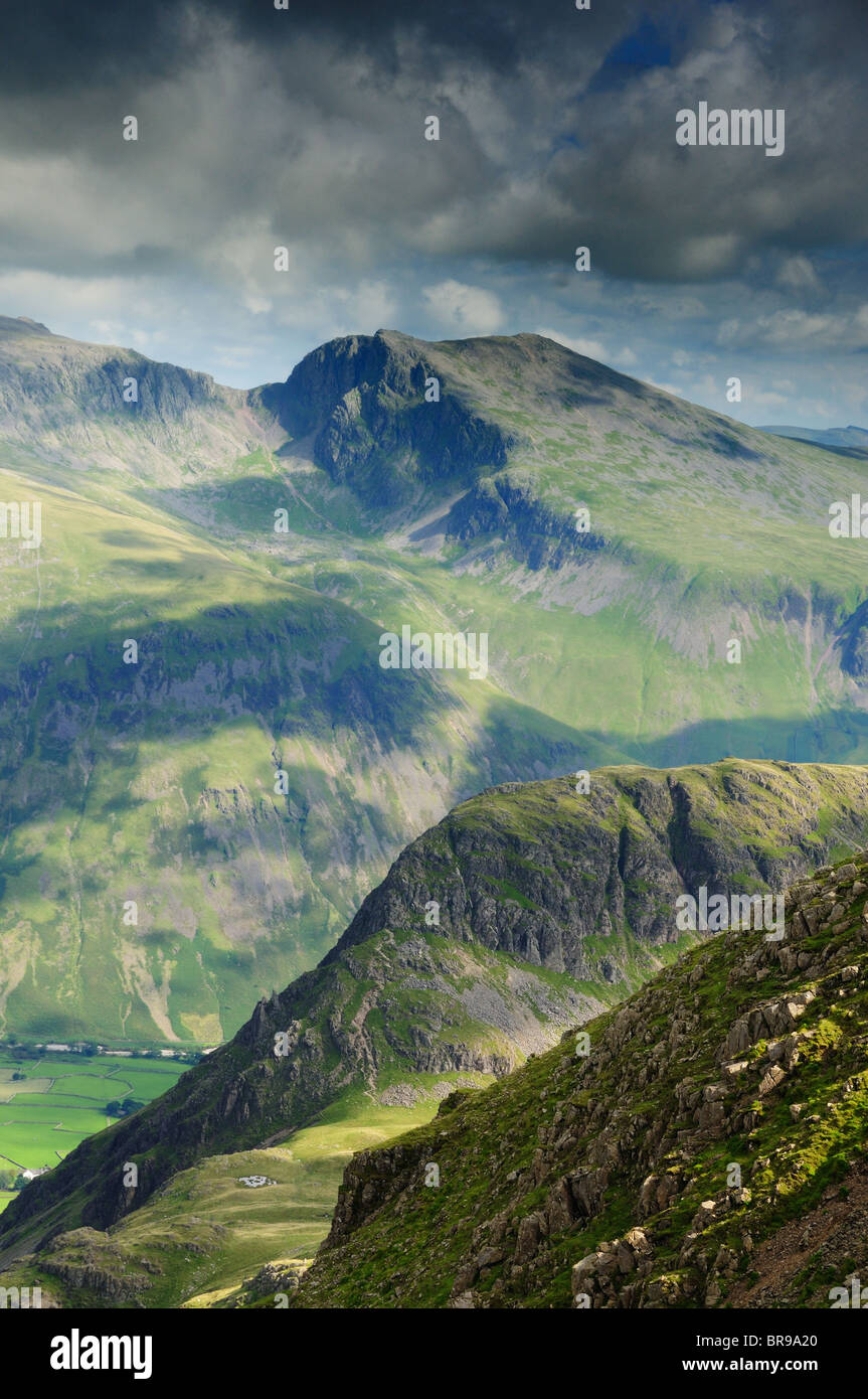 Scafell Pike, Yewbarrow et Rouge, les montagnes dans le Lake District Banque D'Images