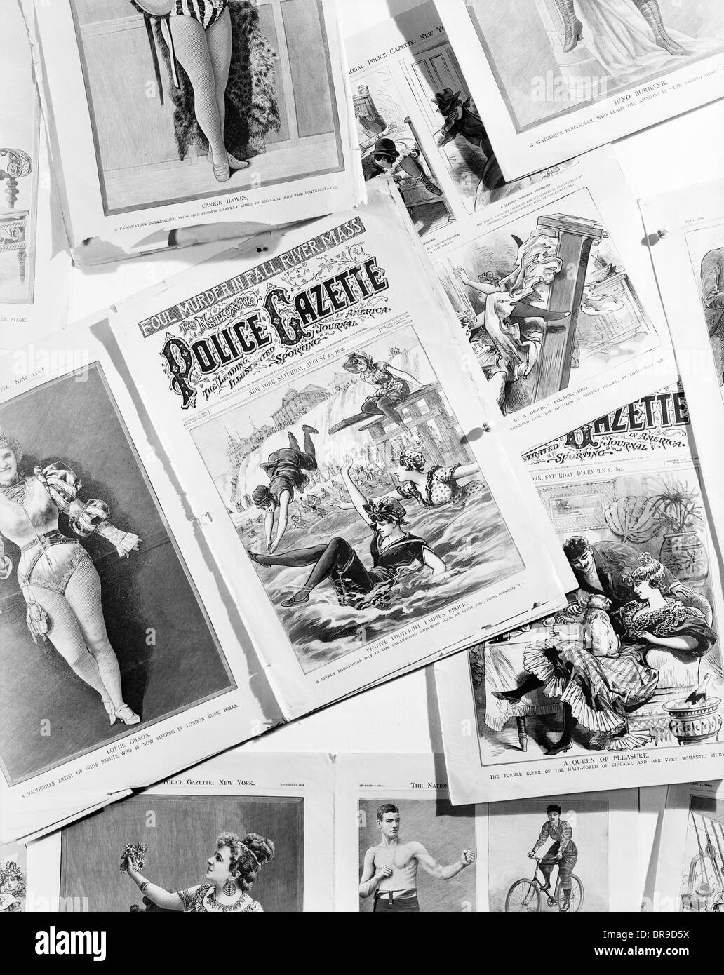 1890 MONTAGE DES PAGES DE LA GAZETTE DE LA POLICE montrant le vaudeville burlesque et des personnalités sportives et accessoires Banque D'Images