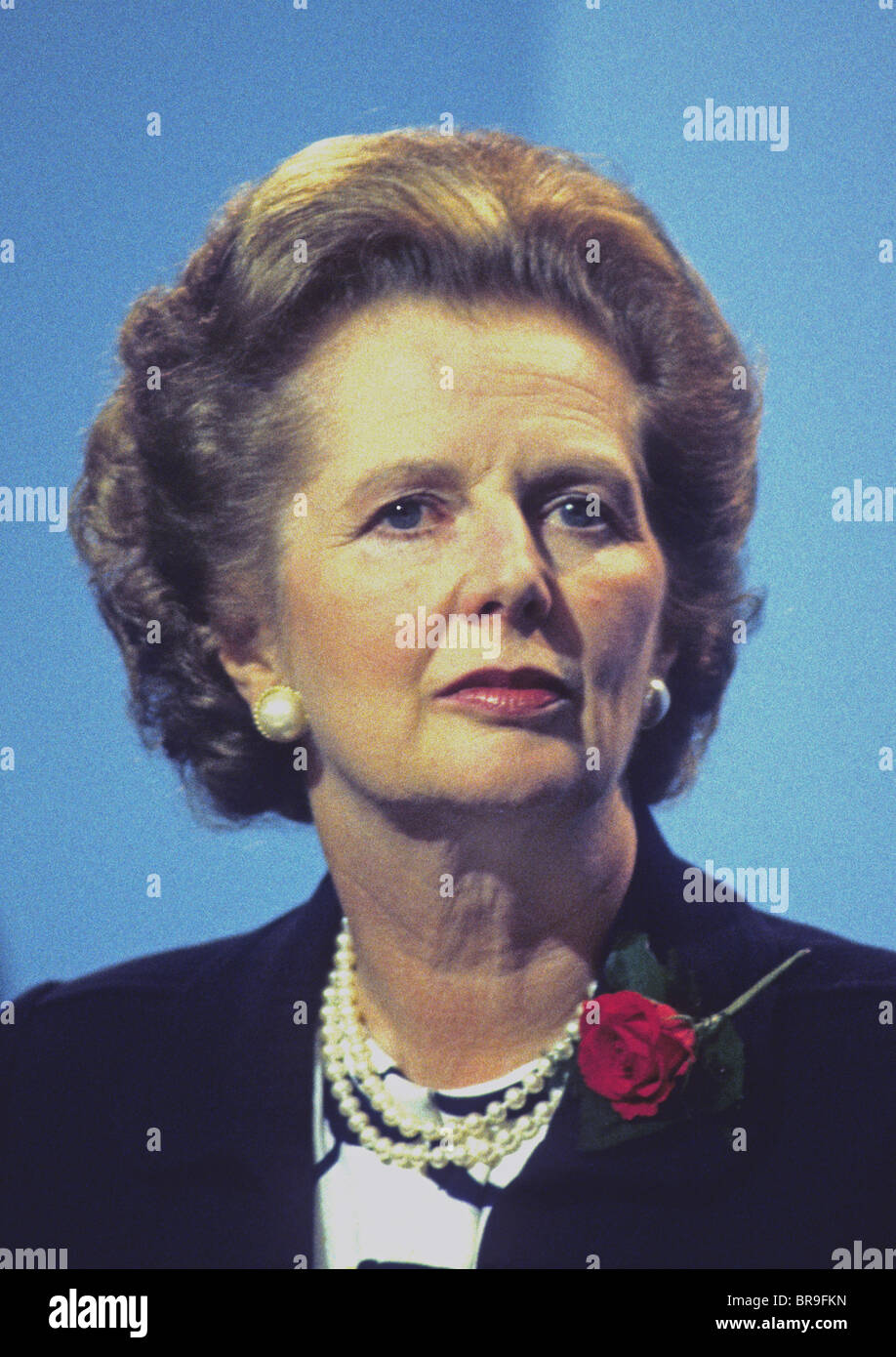 Margaret Thatcher à l'apogée de ses pouvoirs au début des années 1980 de couleur rare ensemble d 'expression' images. Banque D'Images