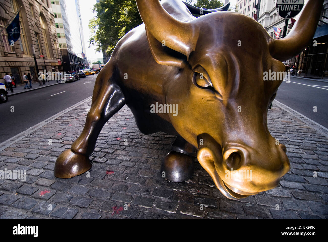 Le Bowling Green / Wall Street bull. Banque D'Images