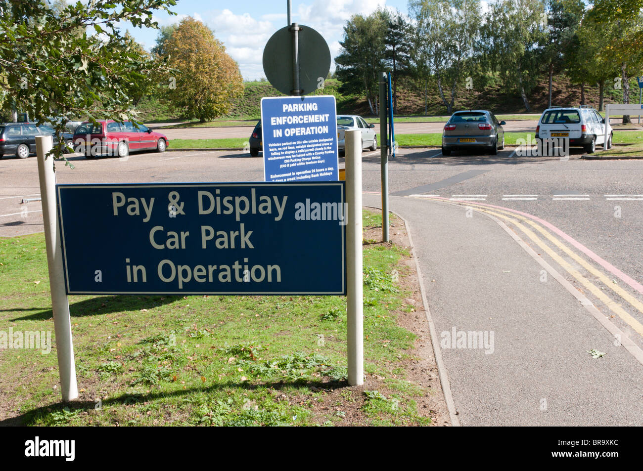 Parking horodateurs signer à l'Hôpital Queen Elizabeth, King's Lynn, Norfolk. Banque D'Images