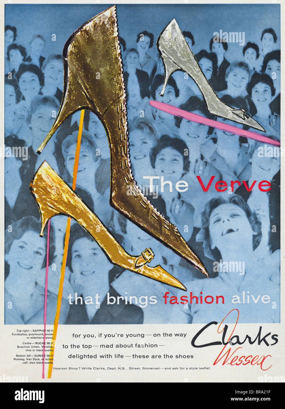Publicité de mode classique pour les chaussures Clarks pour femmes vers  1959 Photo Stock - Alamy