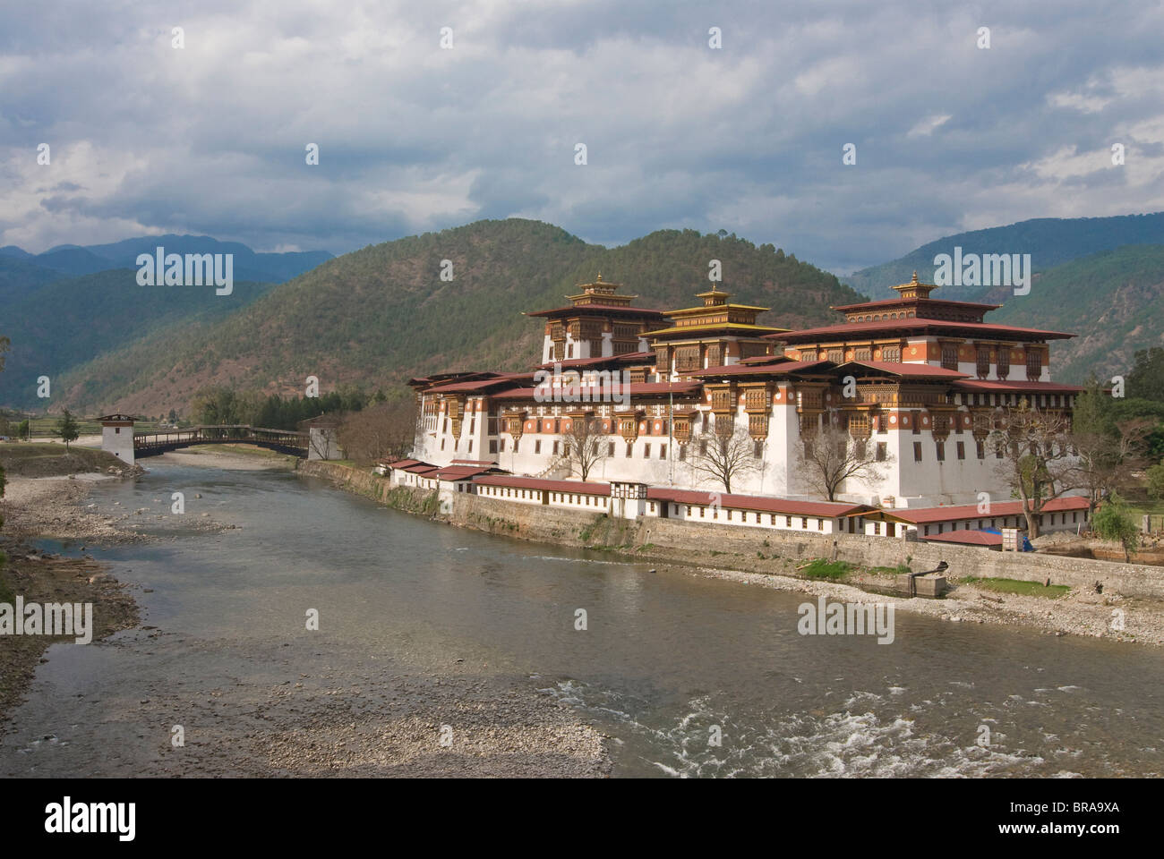 L'ancien tsong, un vieux château de Punakha, Bhoutan. Asie Banque D'Images