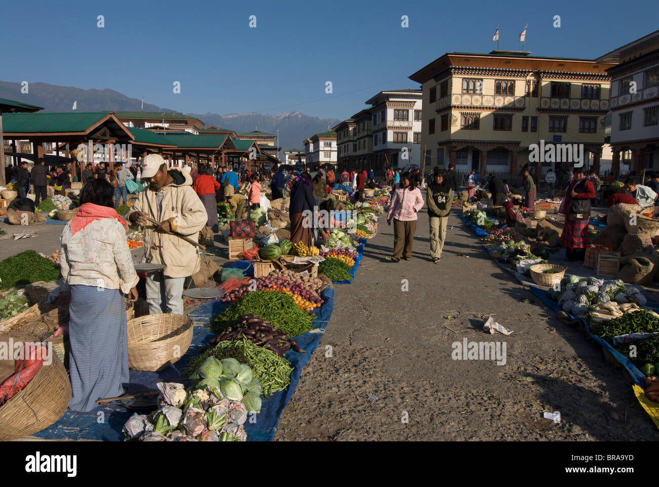 Grande place du marché, Paro, Bhoutan, Asie Banque D'Images