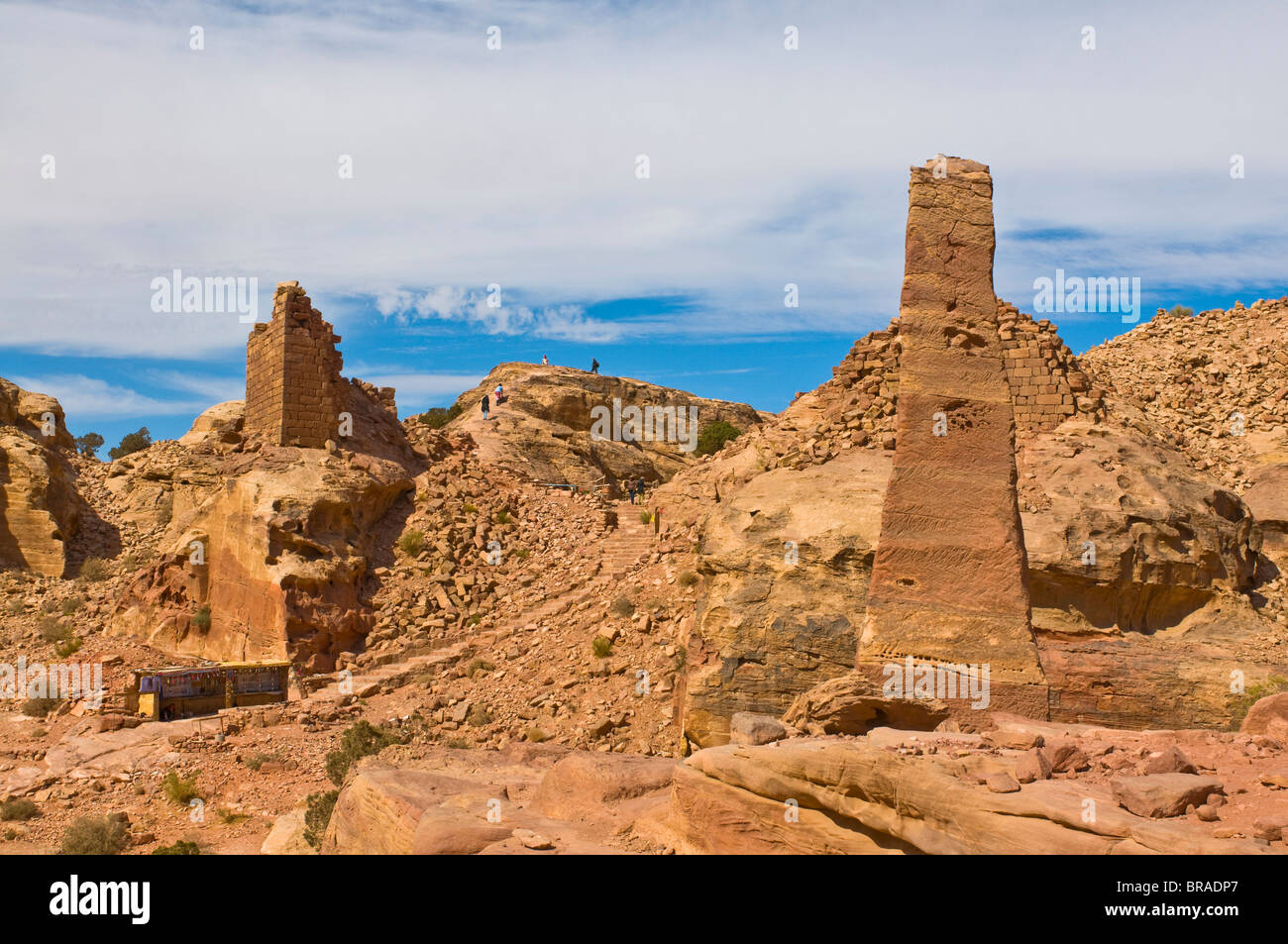Les obélisques sur le haut plateau de Petra, Site du patrimoine mondial de l'UNESCO, la Jordanie, Moyen-Orient Banque D'Images