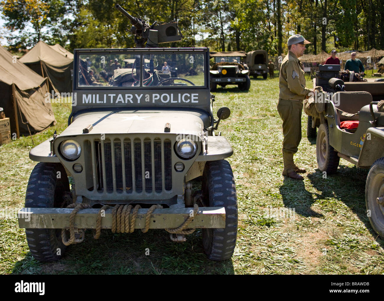 La DEUXIÈME GUERRE MONDIALE La Police militaire de l'armée américaine Willys Jeep Banque D'Images