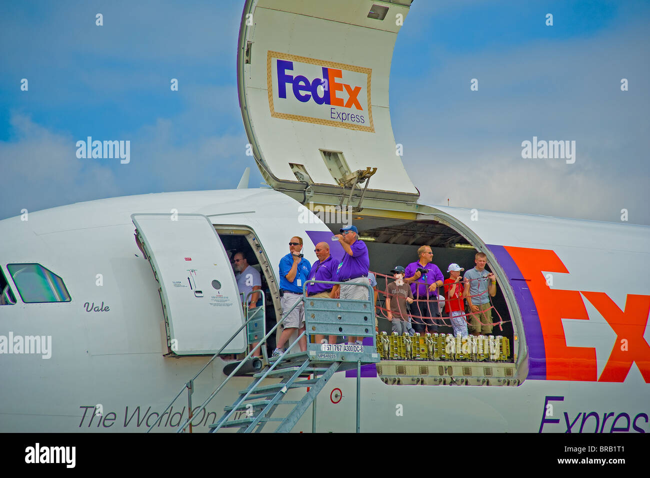FedEx avion Airbus A310F démonstration des affichages à marine le Pen Banque D'Images