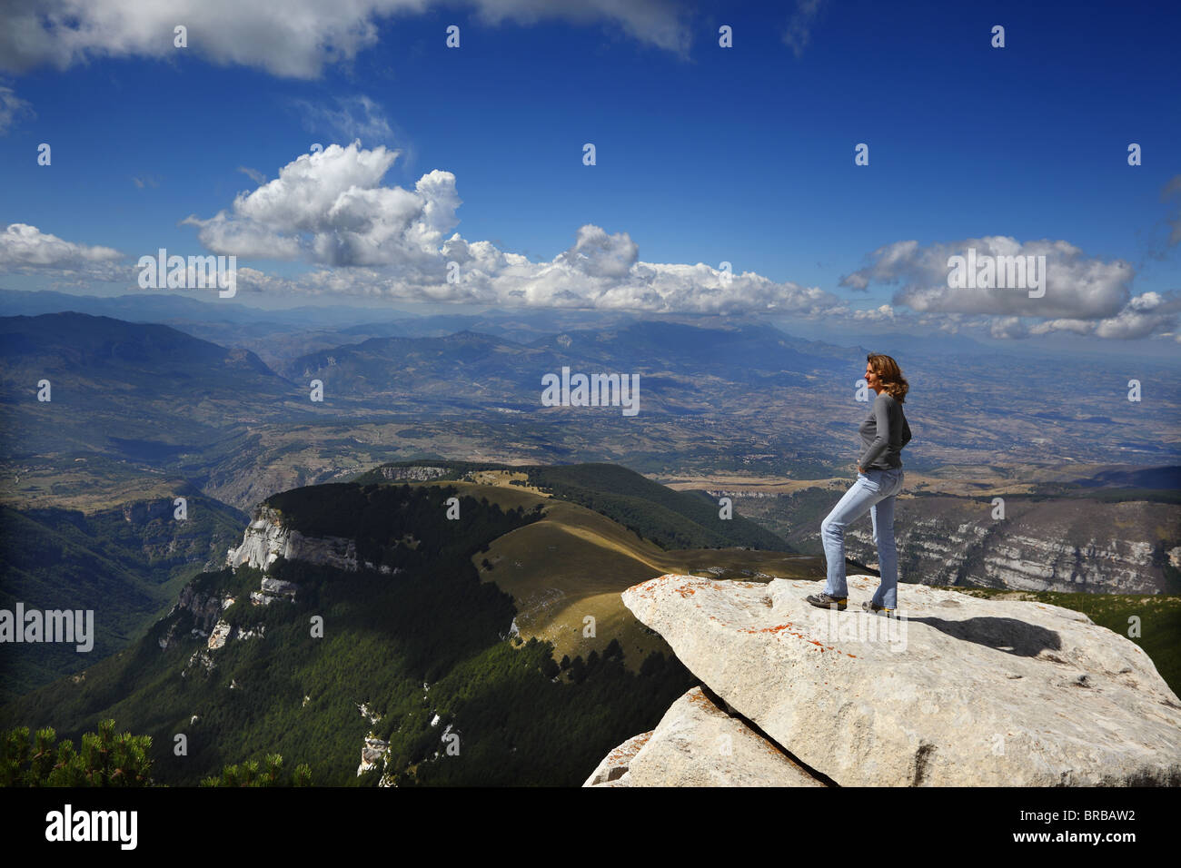 Vue à travers les Abruzzes du Blockhaus près de Chieti, Italie. Banque D'Images