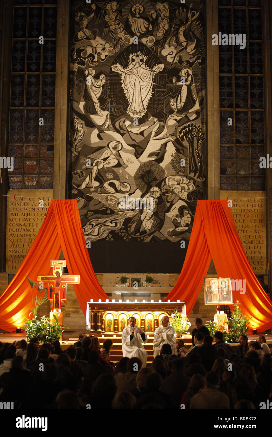 Frère Alois, chef de la communauté de Taizé et Mgr Gérard Daucourt, évêque de Nanterre, Hauts-de-Seine, France Banque D'Images