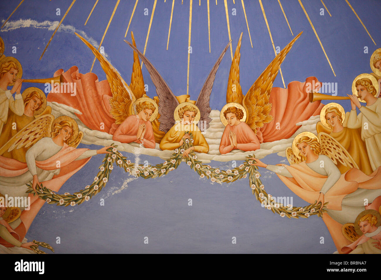 Détail des anges dans une fresque dans l'église De visite à Ein Kerem, Israël Banque D'Images