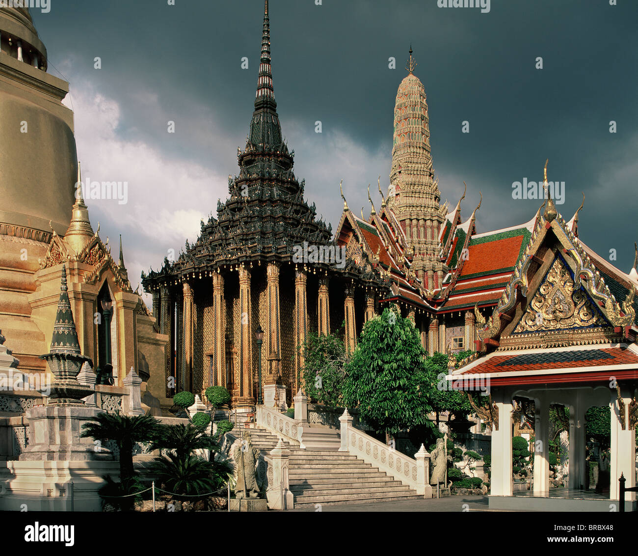 Wat Phra Kaew (Temple du Bouddha d'Émeraude), dans le Grand Palace, Bangkok, Thaïlande Banque D'Images
