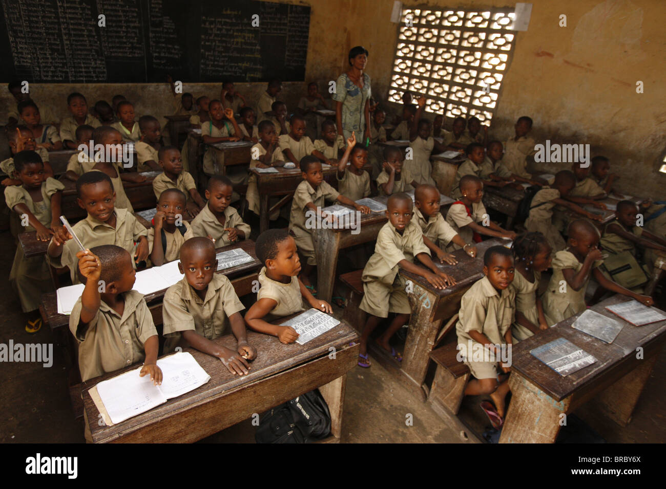 L'école primaire, Lomé, Togo, Afrique de l'Ouest Banque D'Images