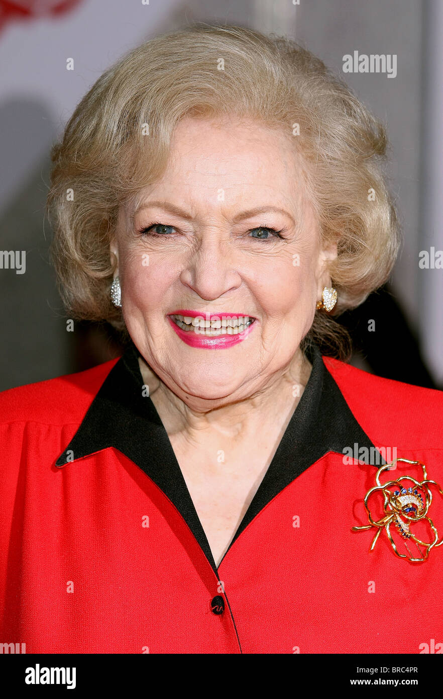 BETTY WHITE VOUS DE NOUVEAU PREMIÈRE MONDIALE HOLLYWOOD LOS ANGELES CALIFORNIA USA 22 Septembre 2010 Banque D'Images