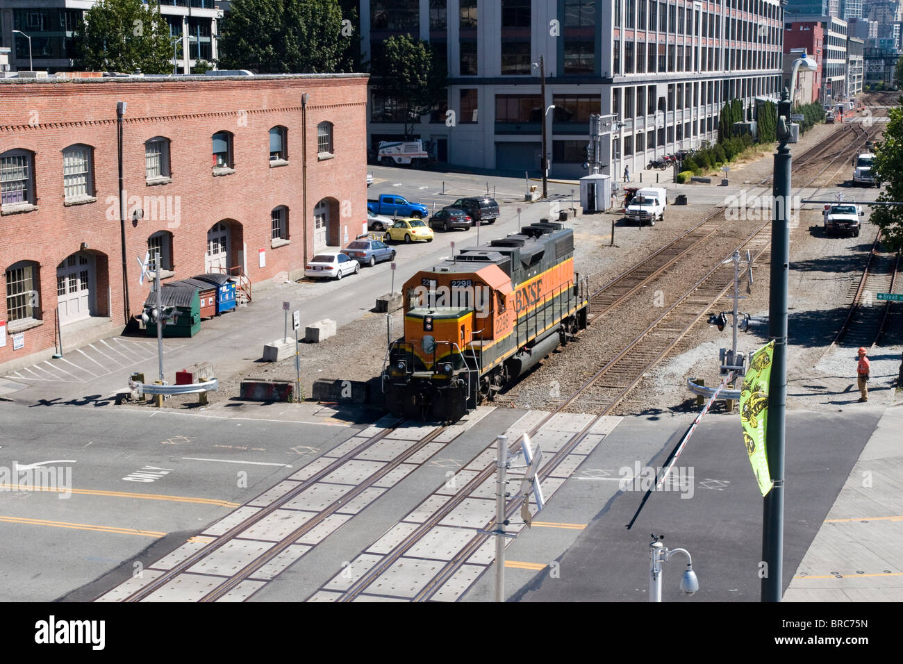 La Burlington Northern Santa Fe locomotive BNSF dans le centre de Seattle, WA USA Banque D'Images