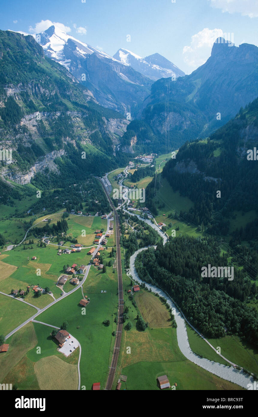 Vue aérienne de Kandersteg, Suisse. Banque D'Images