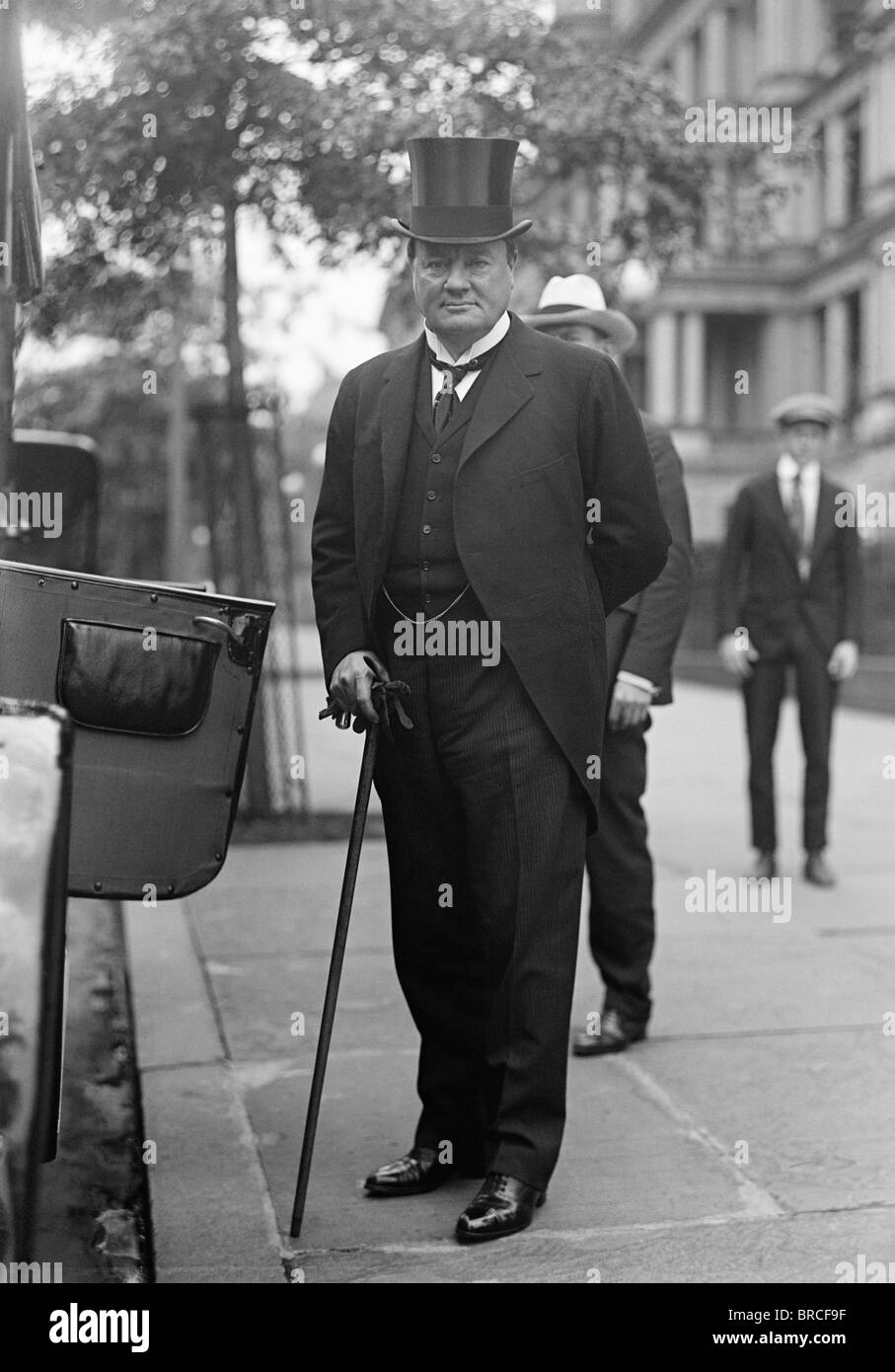Vintage photo c1917 du journal britannique et Lord Northcliffe, magnat de l'édition (Alfred Harmsworth, 1er vicomte Northcliffe). Banque D'Images