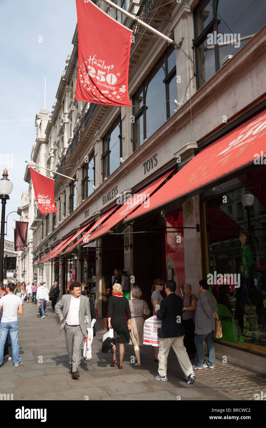 Hamleys toy shop/magasin, Regent Street London, England, UK Banque D'Images
