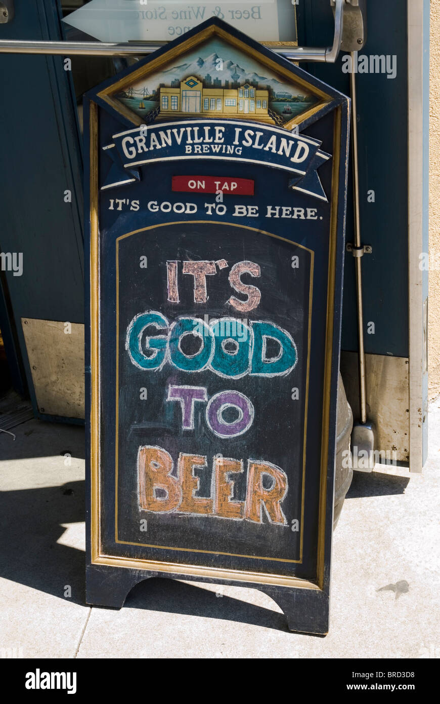 Inscrivez-vous à l'extérieur de la Granville Island Brewing Company. Granville Island, Vancouver, British Columbia, Canada Banque D'Images