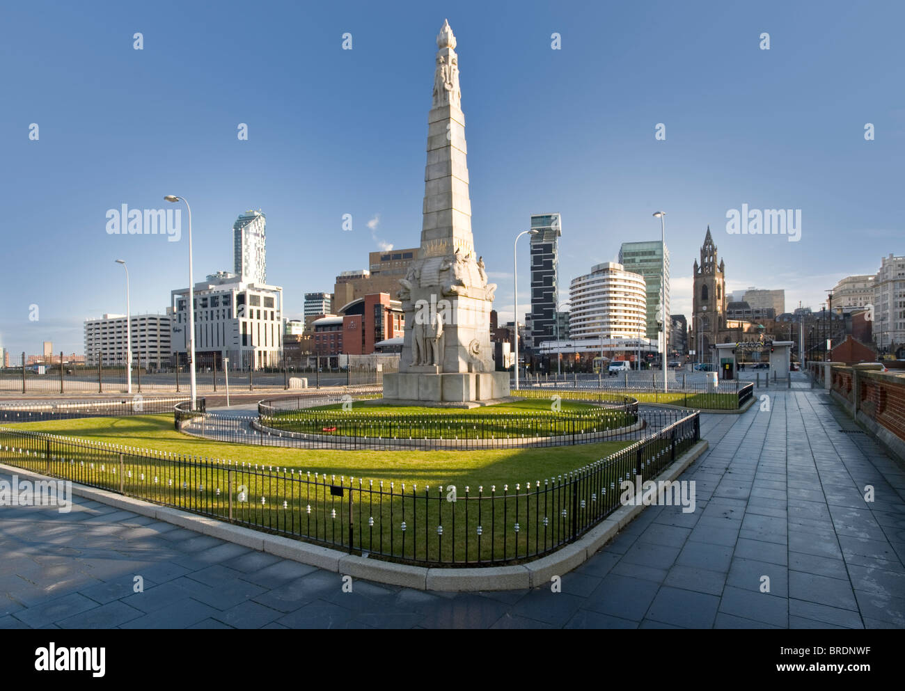 Le Titanic Memorial, Pier Head, Liverpool, Merseyside, England, UK Banque D'Images