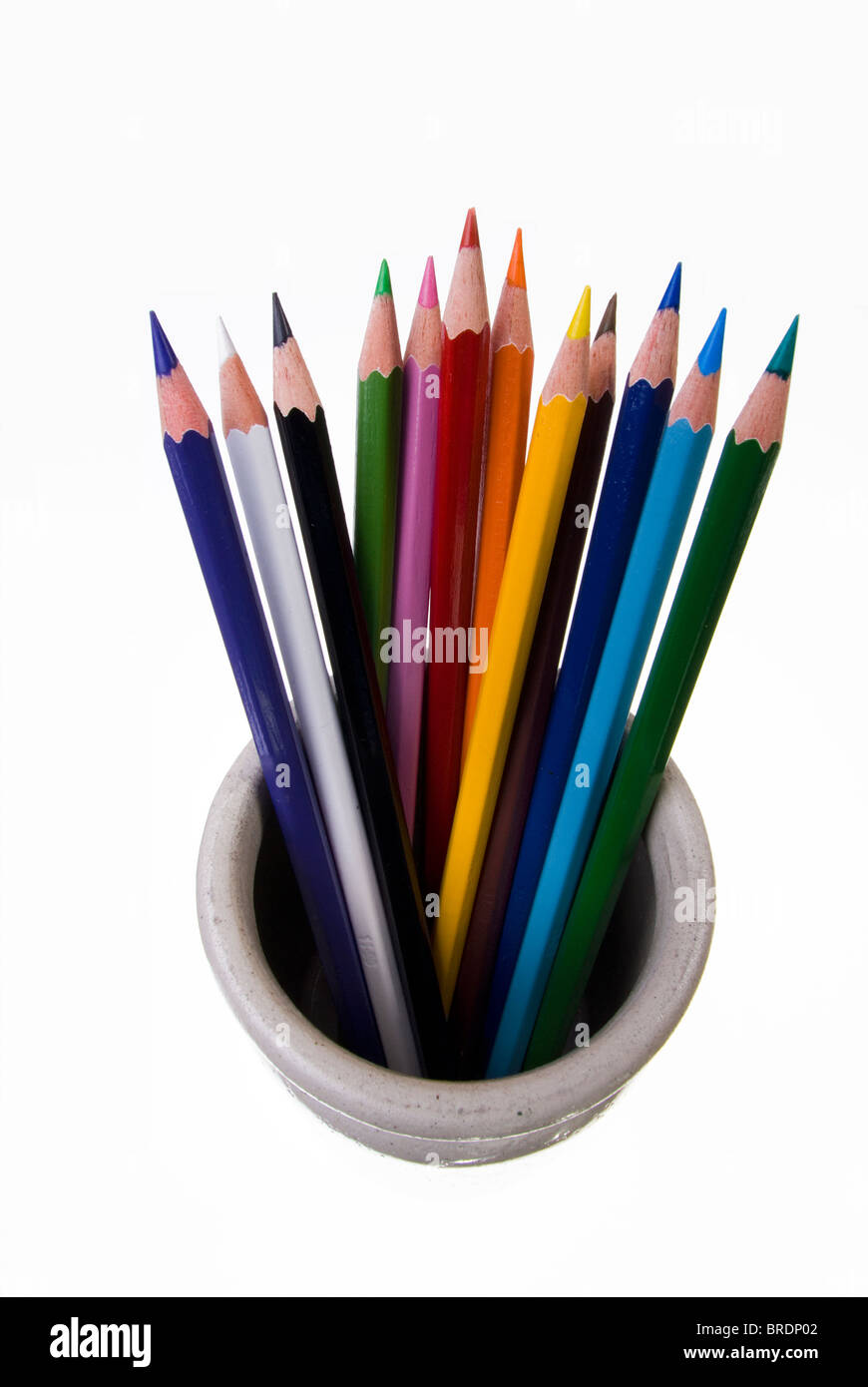 Crayons de couleur dans un pot. Banque D'Images