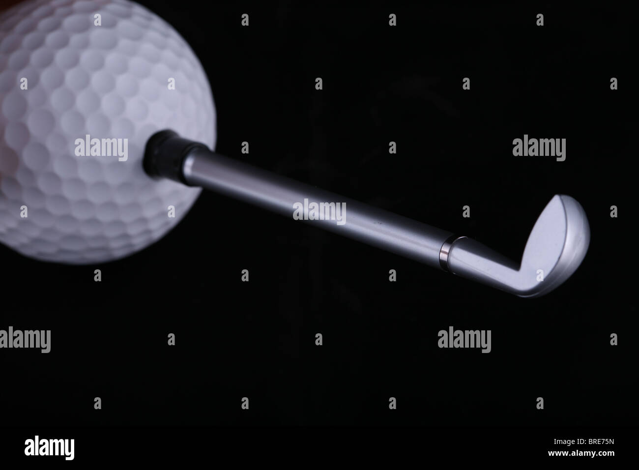 Balle de golf et le bâton Banque D'Images