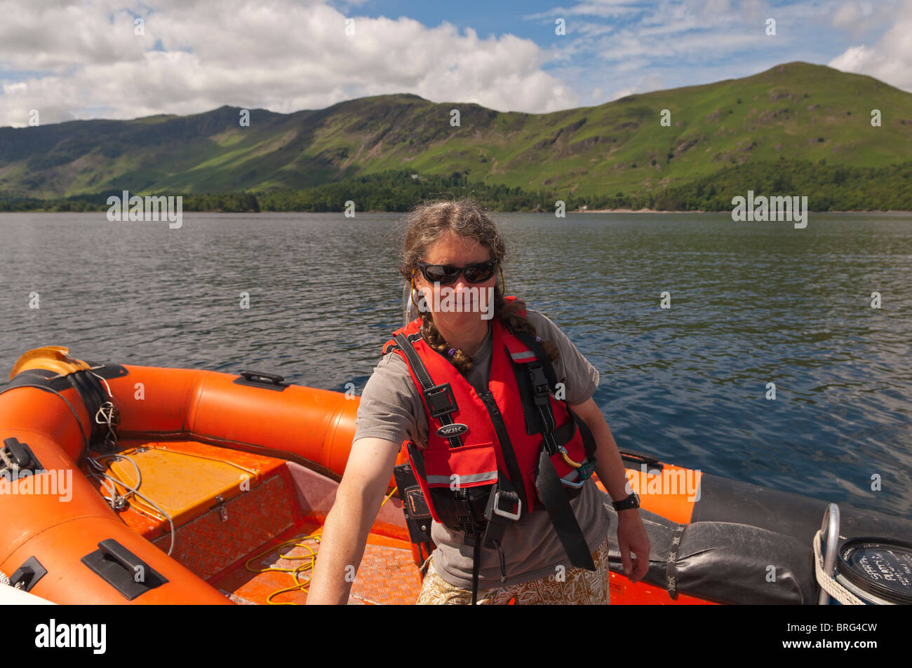 Le bateau de sauvetage à Derwent water à Keswick , Lake District National Park , Devon , Angleterre , Grande-Bretagne , Royaume-Uni Banque D'Images