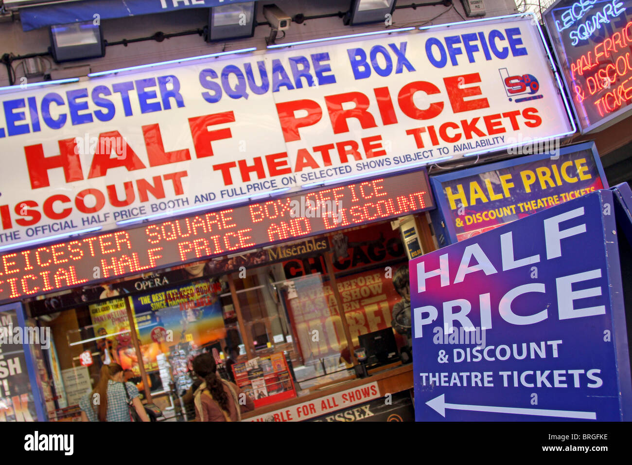 Leicester Square Box Office, moitié prix et discount theatre ticket, Londres, Angleterre Banque D'Images