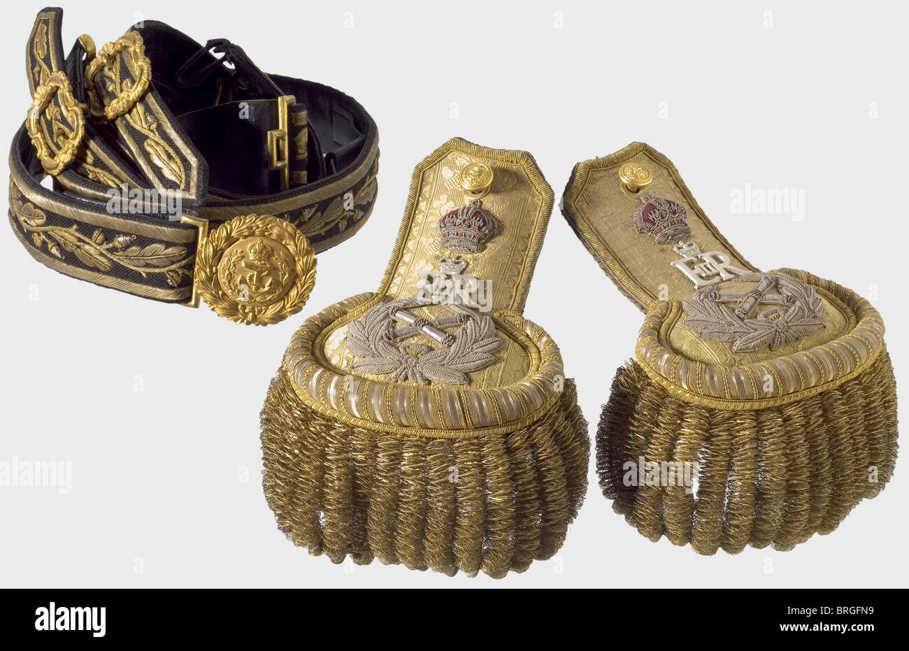 Épaulettes et une ceinture d