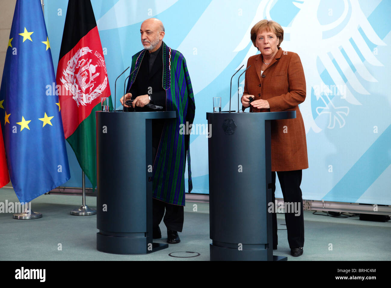 HAMID KARZAÏ ET ANGELA MERKEL, LE PRÉSIDENT DE L'AFGHANISTAN CHAN 10 mai 2009 BERLIN ALLEMAGNE Banque D'Images