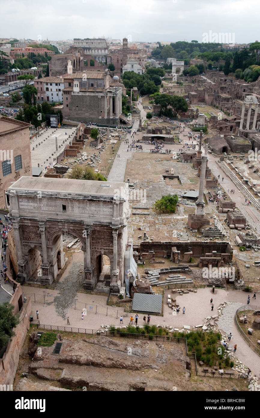 Vue panoramique des ruines du Forum Romain Rome Italie vieille ville Banque D'Images