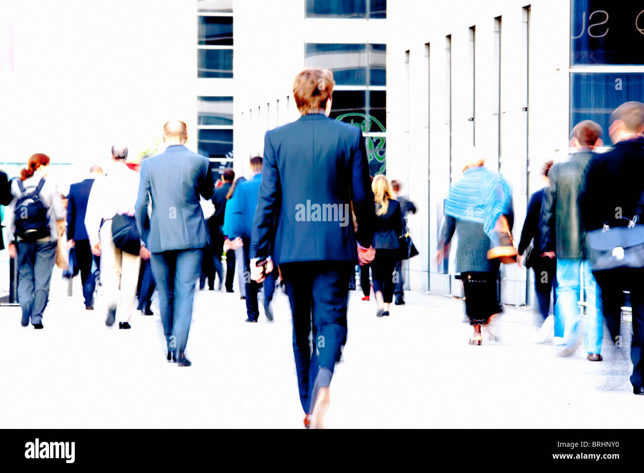 Paris, foule à Financial District, La Défense Banque D'Images