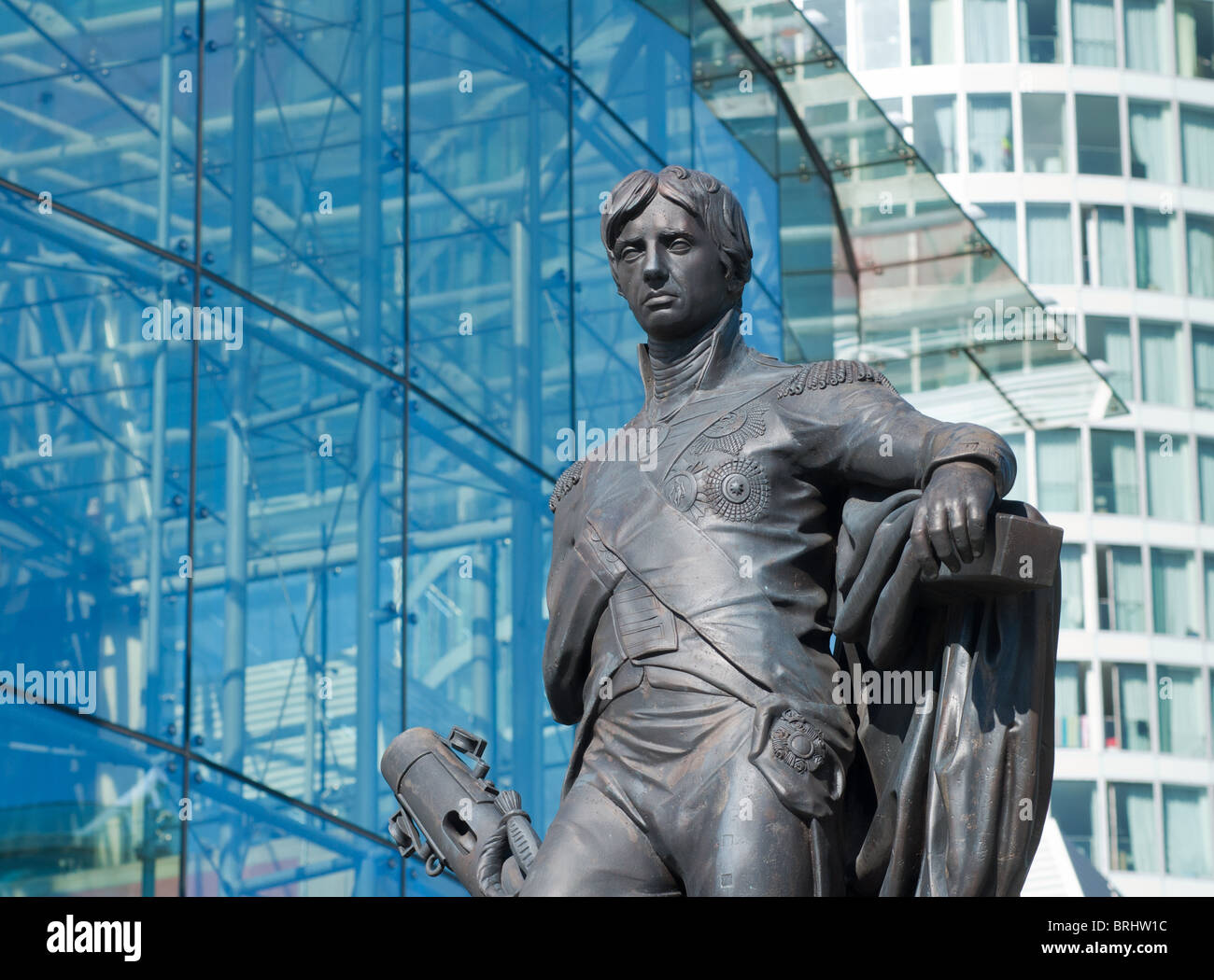 Statue en bronze de l'Amiral Nelson dans l'arène, Birmingham, Grande-Bretagne, 2010 Banque D'Images