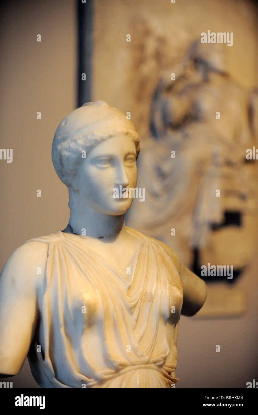Déméter, déesse de la terre et de l'agriculture dans le musée archéologique d'Istanbul Banque D'Images