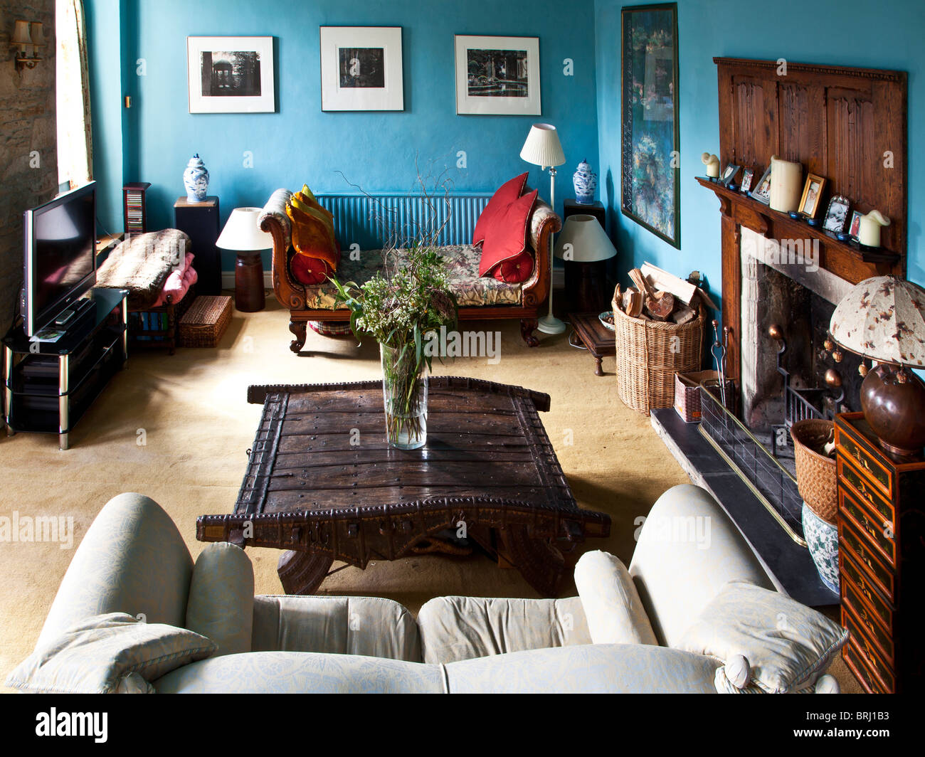 La salle de dessin dans une vieille maison de campagne Anglais Banque D'Images