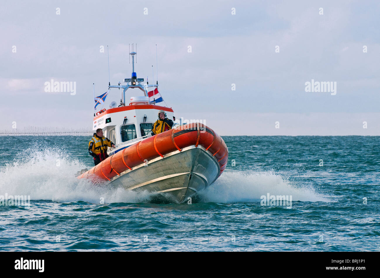 Page De Garde Bateau Bateau de sauvetage pendant l'exercice en mer par les garde-côtes