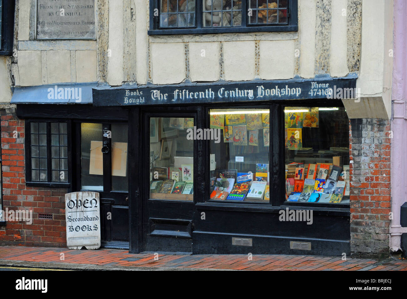Le xve siècle Bookshop à Lewes High Street East Sussex UK Banque D'Images