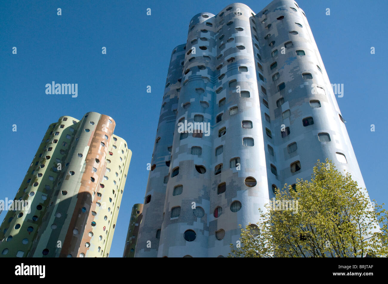 Les Tours Aillaud à Nanterre - La Défense, près de Paris : 70 (70) L'architecture organique par Emile Aillaud (1977) Banque D'Images