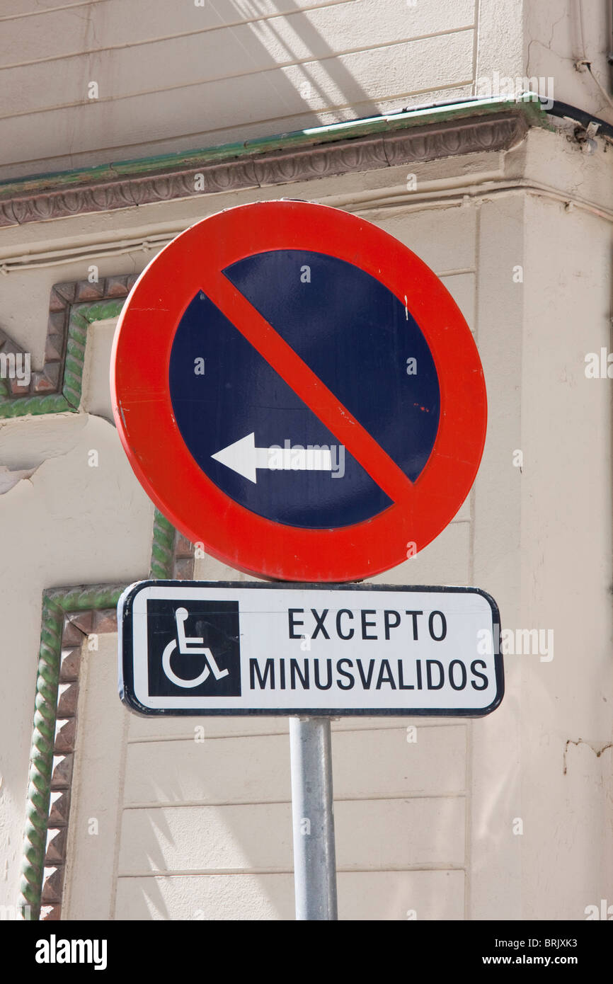 Road sign in Sevilla, Espagne Banque D'Images