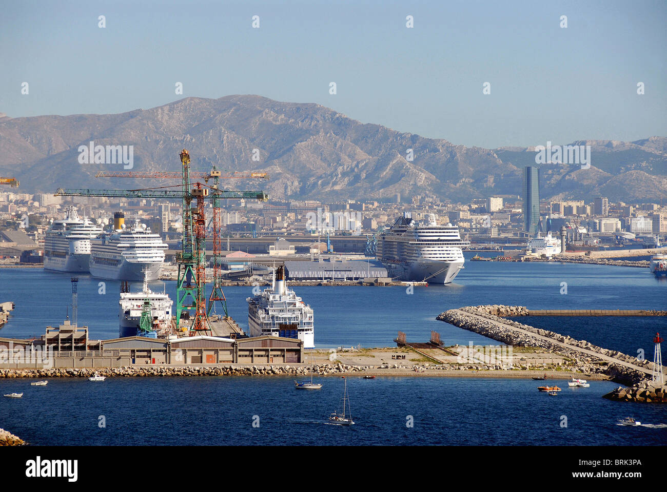 Joliette port et tour CMA-CGM Marseille Banque D'Images