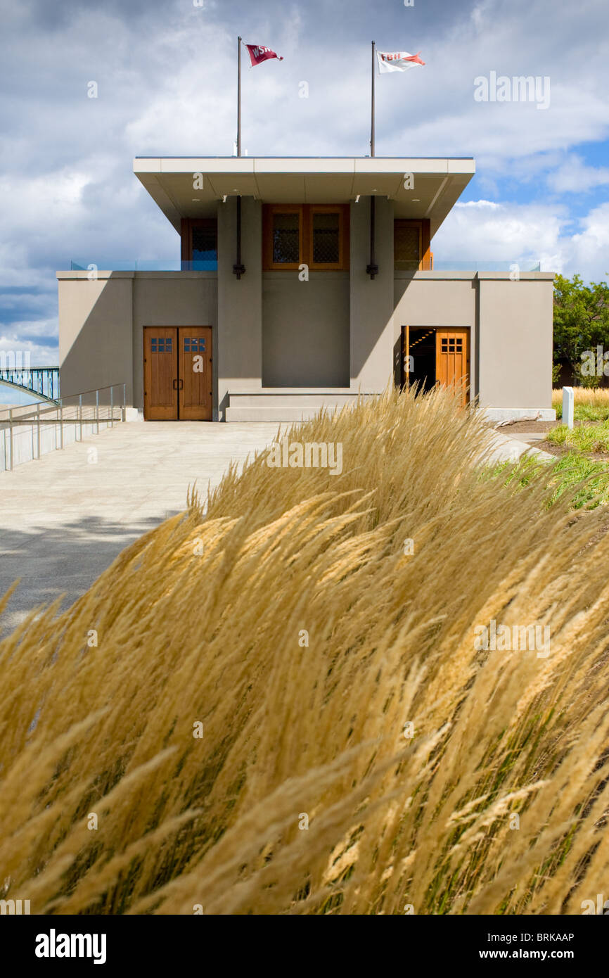 Fontana Boathouse, conçu en 1905 par Frank Lloyd Wright, construit 2007 à Buffalo, New York. Banque D'Images