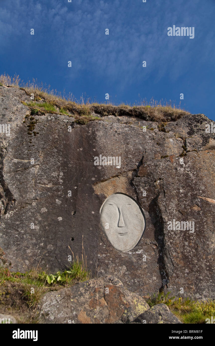 Le Groenland, Qaqortoq. La plus grande ville du Groenland du sud. Rock Art Banque D'Images